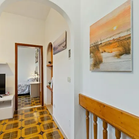 Pleasant With Courtyard
