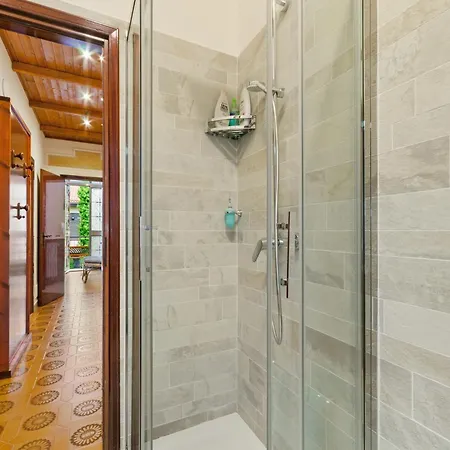 Pleasant With Courtyard