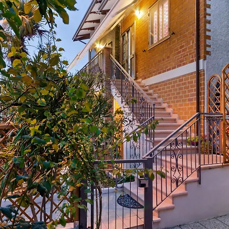 Pleasant With Courtyard Appartamento Saludecio
