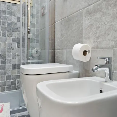 Pleasant With Courtyard Saludecio