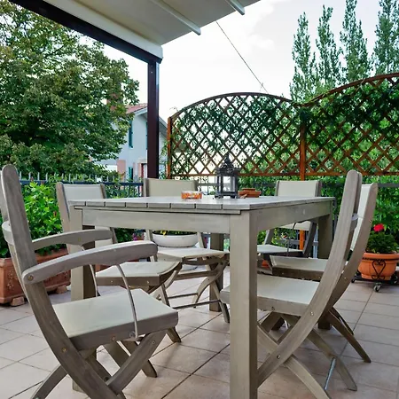 Pleasant With Courtyard Saludecio