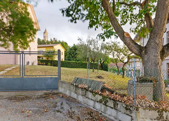 Διαμέρισμα Pleasant With Courtyard *