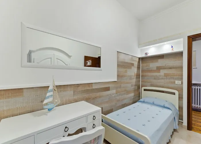 Διαμέρισμα Pleasant With Courtyard *