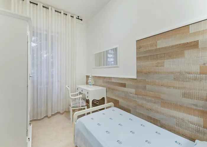 Διαμέρισμα Pleasant With Courtyard