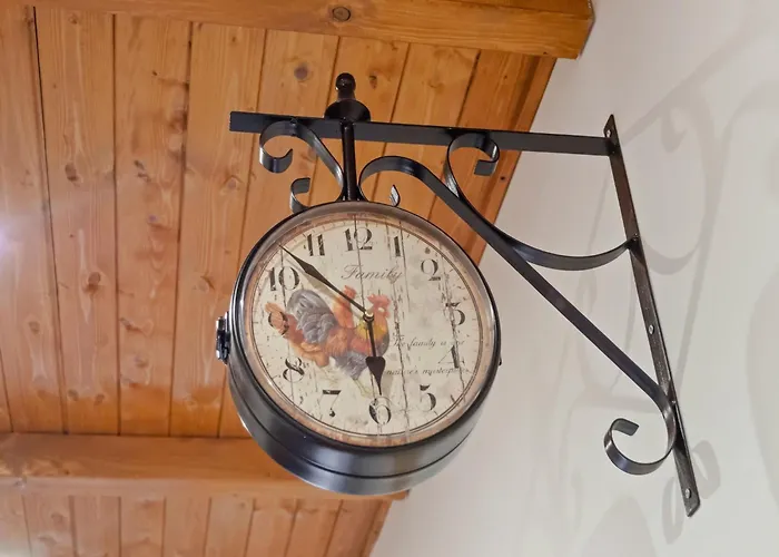 Pleasant With Courtyard Διαμέρισμα